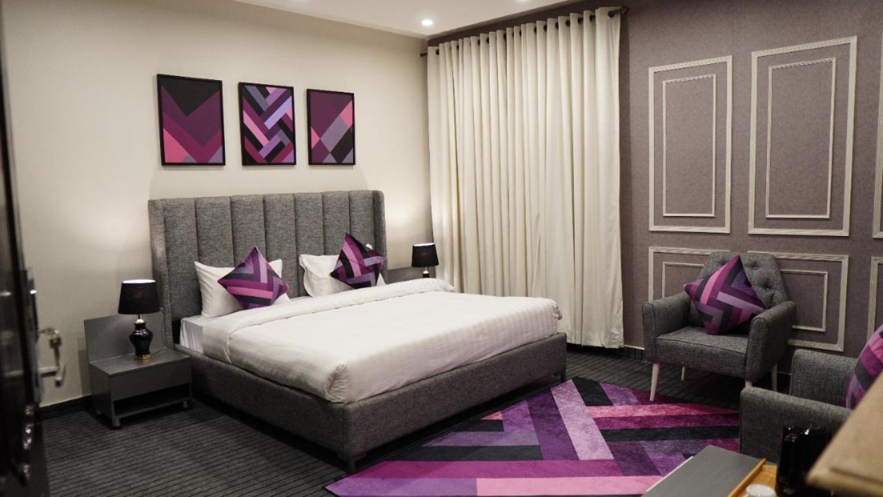 La Maison Islamabad Hotel Екстериор снимка