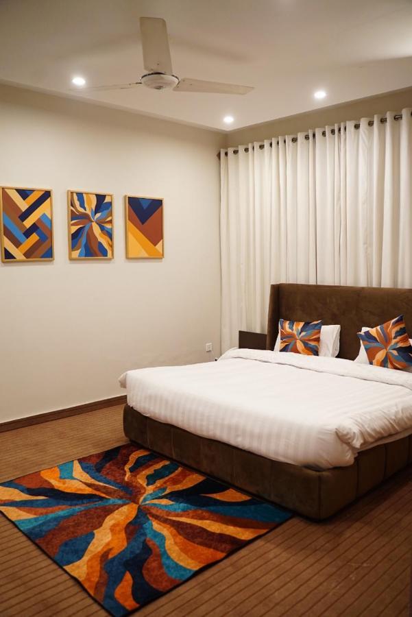 La Maison Islamabad Hotel Екстериор снимка