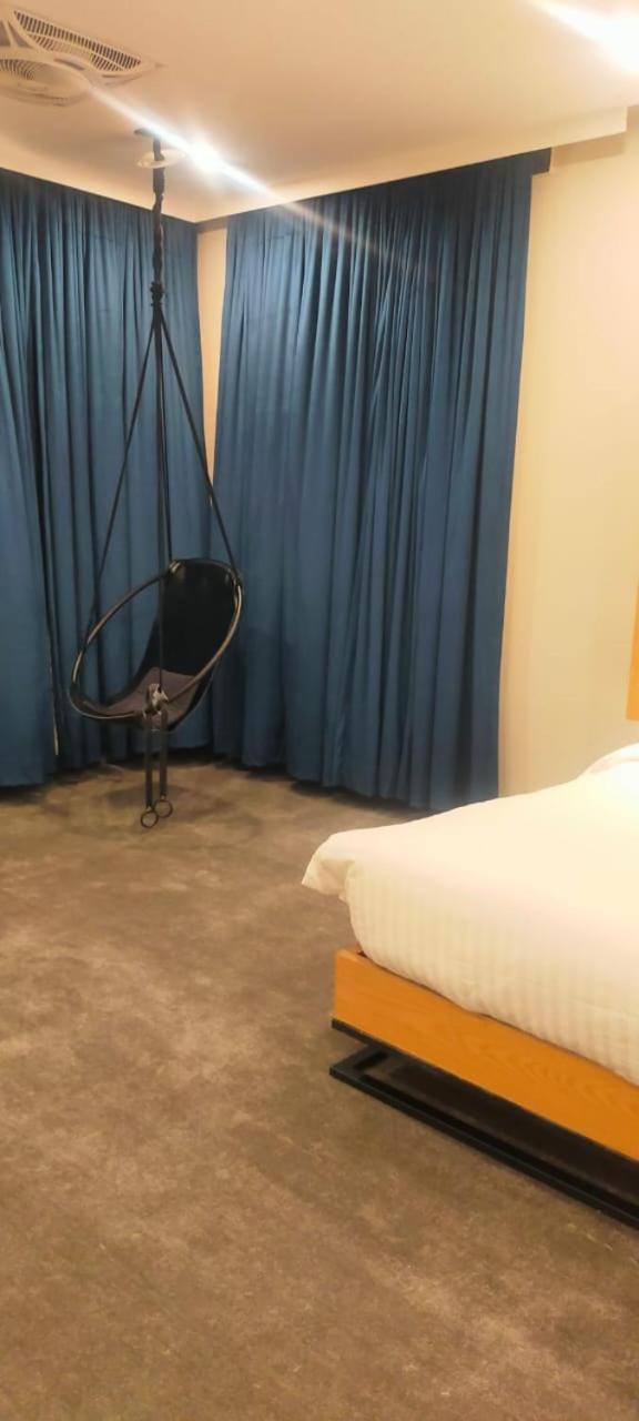 La Maison Islamabad Hotel Екстериор снимка