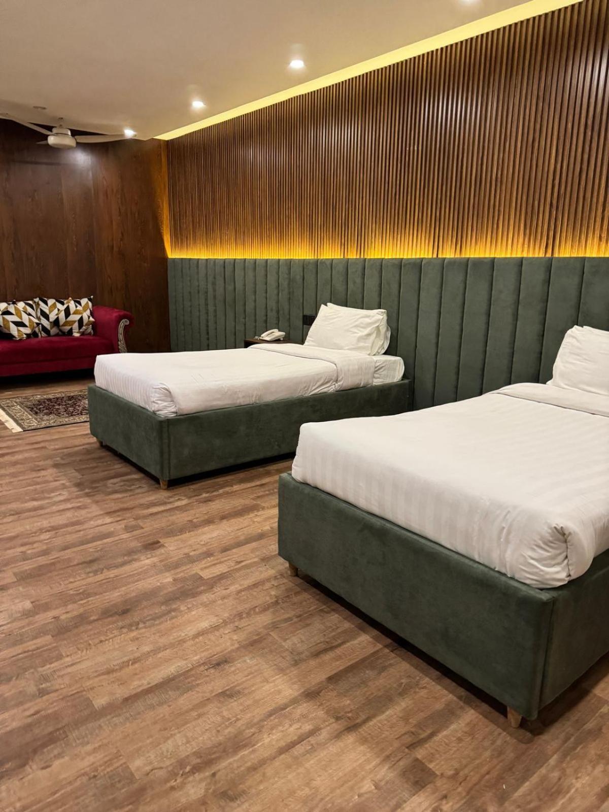 La Maison Islamabad Hotel Екстериор снимка